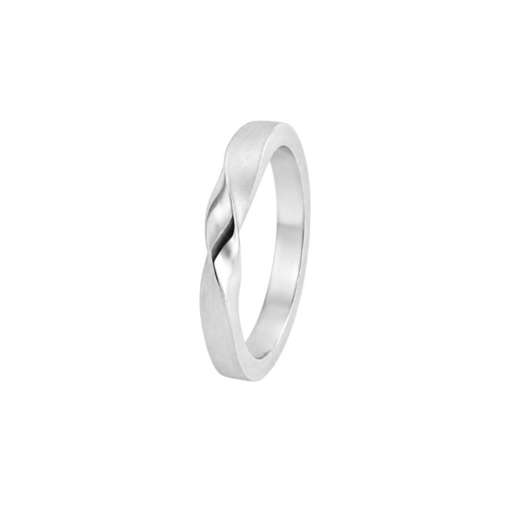 Möbius Ring