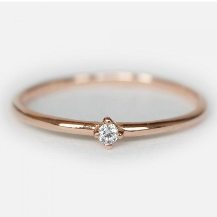 DELICATE DIAMOND RING